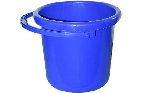 The Best Plastic Buckets In India 2022 [For Bathroom and House Cleaning]