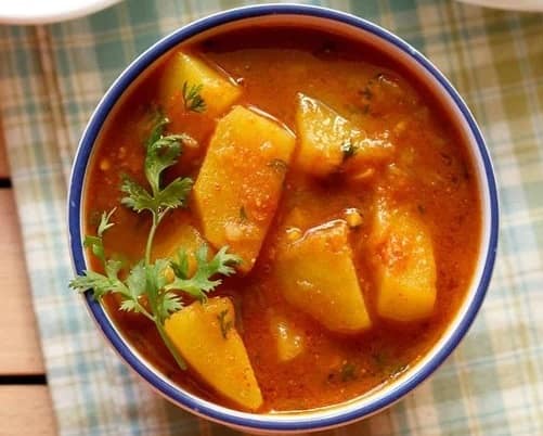 Aaloo Tamatar Ka Jhol